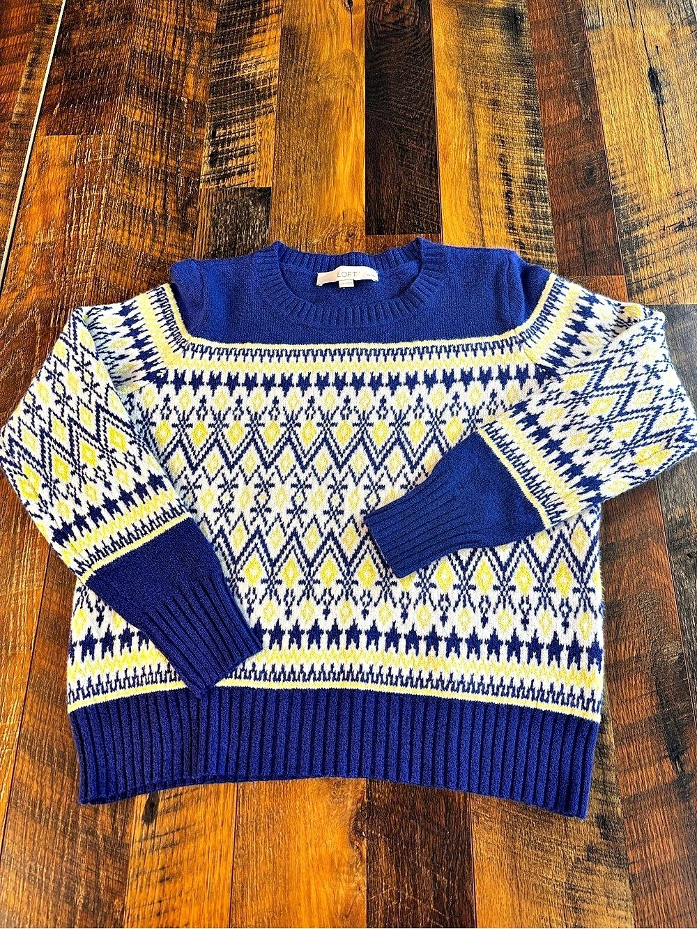 LOFT Fair Isle Nordic Geometric Crewneck Sweater in Blue/white/yellow size MP